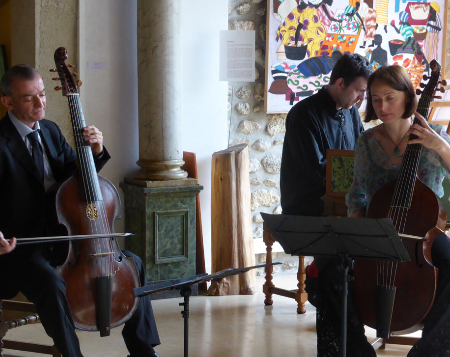 Jos� Vazquez, Ewald Donhoffer, Lucia Krommer